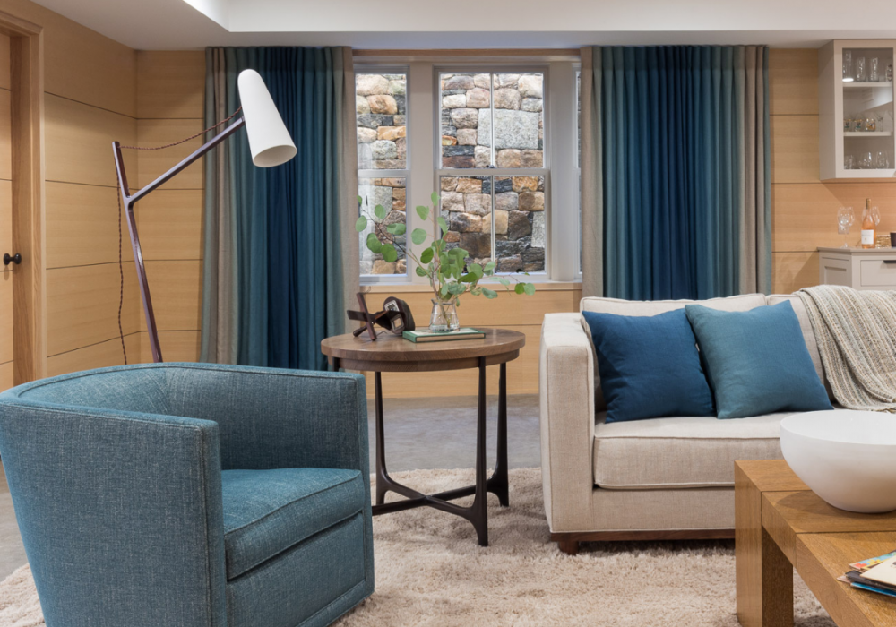 Coddington-Design-Bay-Area-Mill-Valley-Interior-Design-Blue-Accent-Chair-Comfortable-Timeless-Living-Room