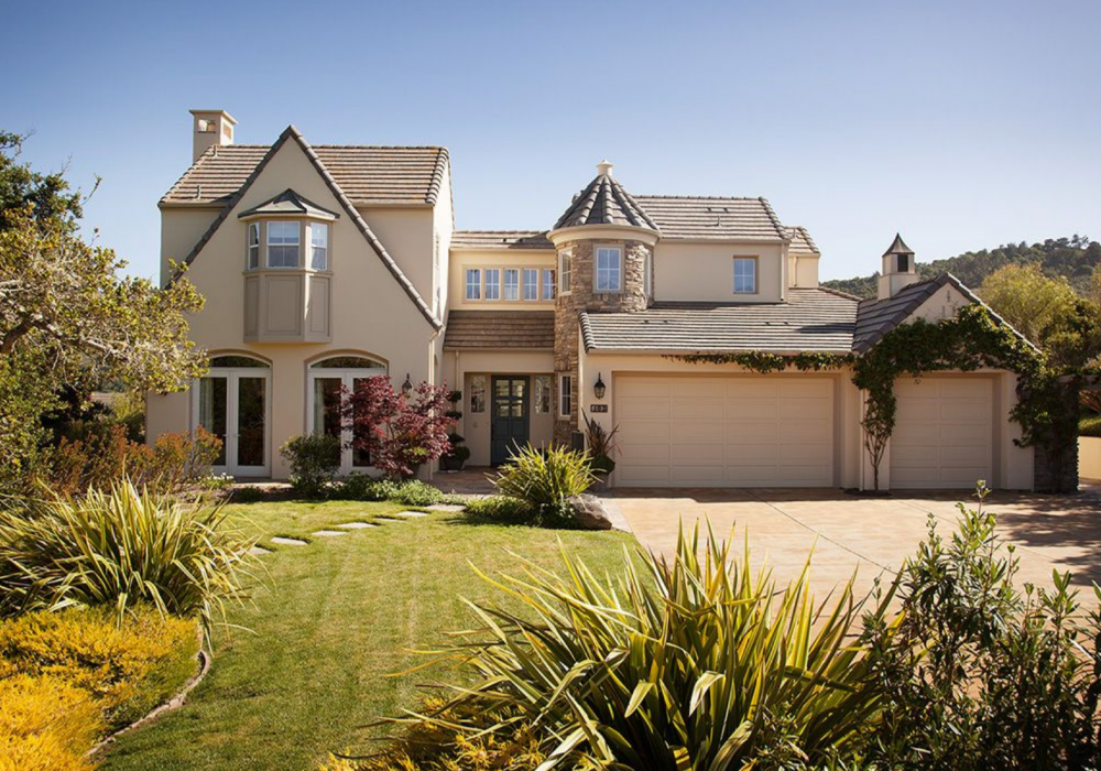how-to-furnish-new-home-brentwood-los-angeles-coddington-interior-design-exterior-bright-sunny