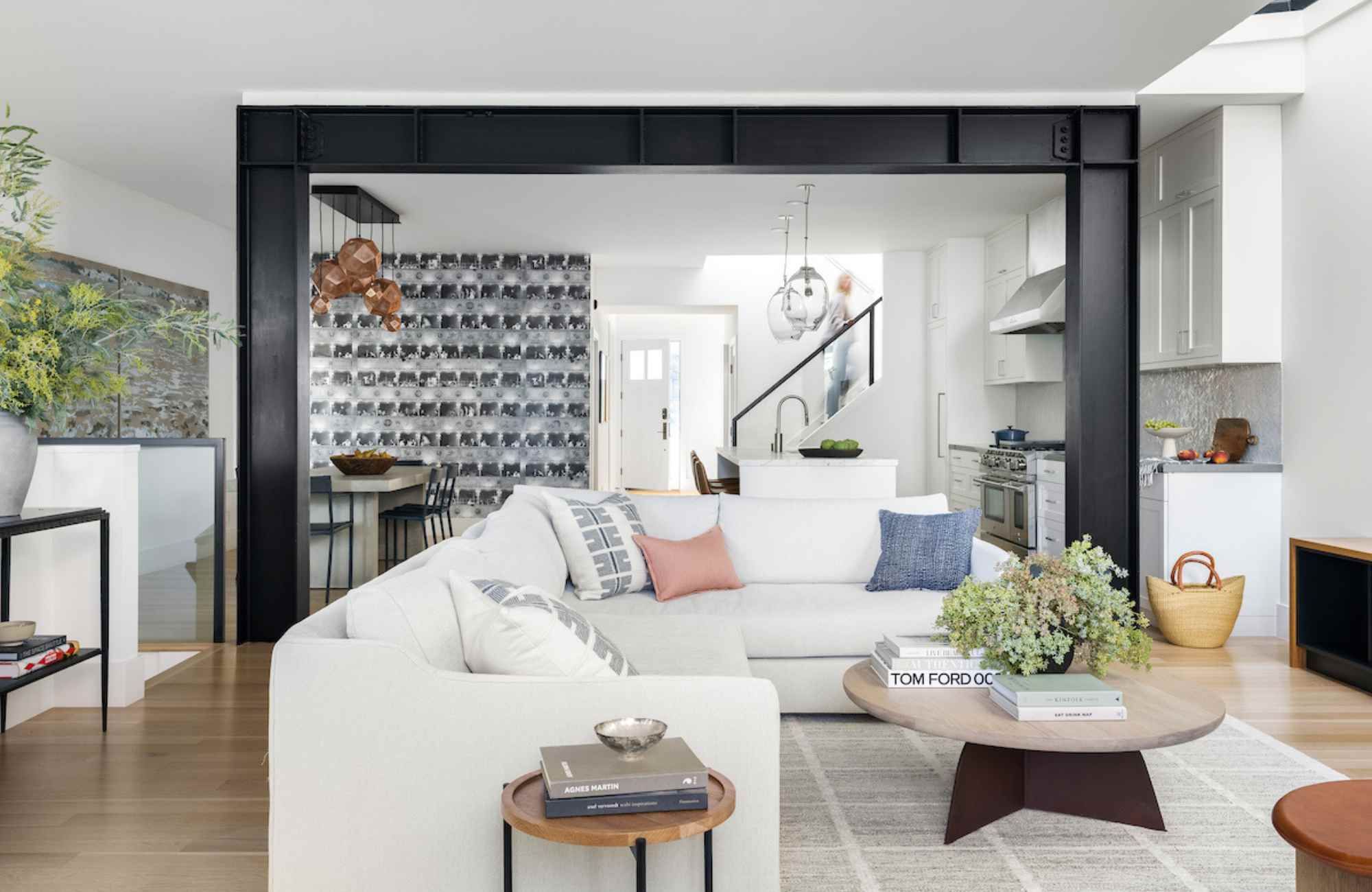 coddington-design-san-francisco-ca-from-casual-to-committed-how-to-grow-a-strong-relationship-with-your-interior-designer-black-and-white-modern-living-room-design-luxury-interior-designer