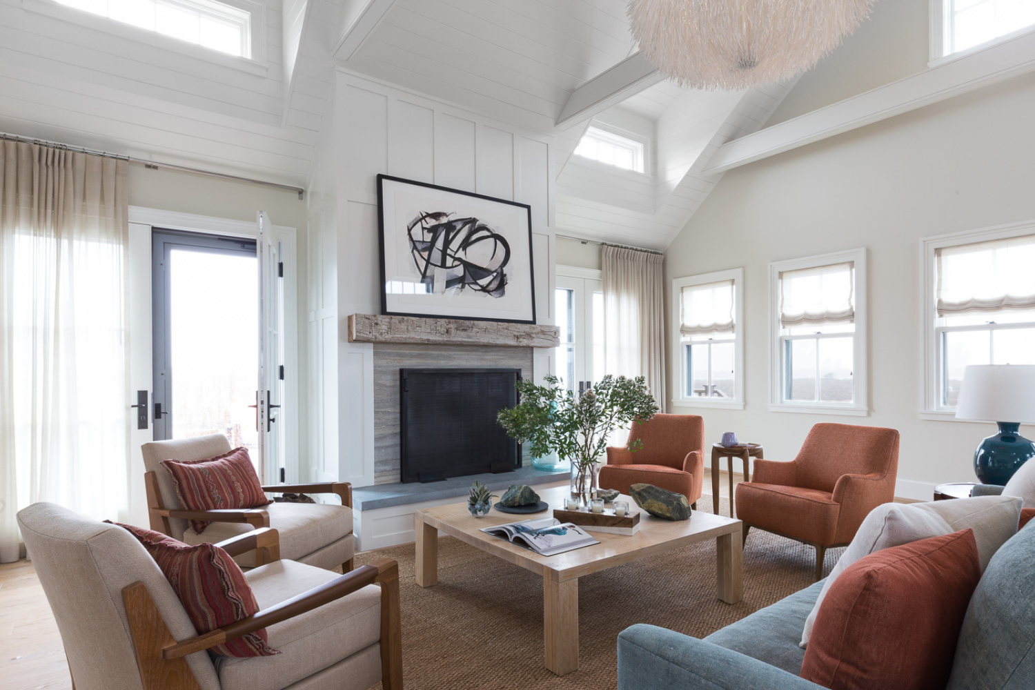 coddington-design-san-francisco-ca-sf-shopping-guide-modern-living-room-with-black-and-white-art