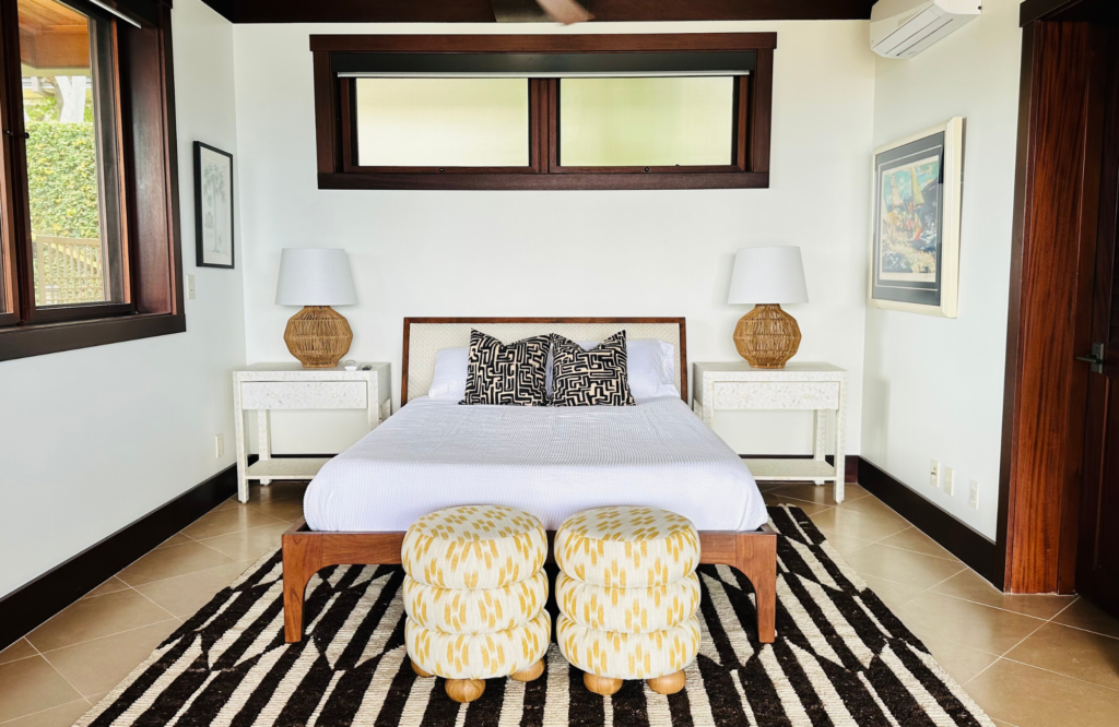 Coddington-interiors-bedroom-bay-area-maui-hawaii-peninsula-black-white-nighstand-cherry-wood-residential-design-table-lamp-stools-bench-bohemian-textured-rug