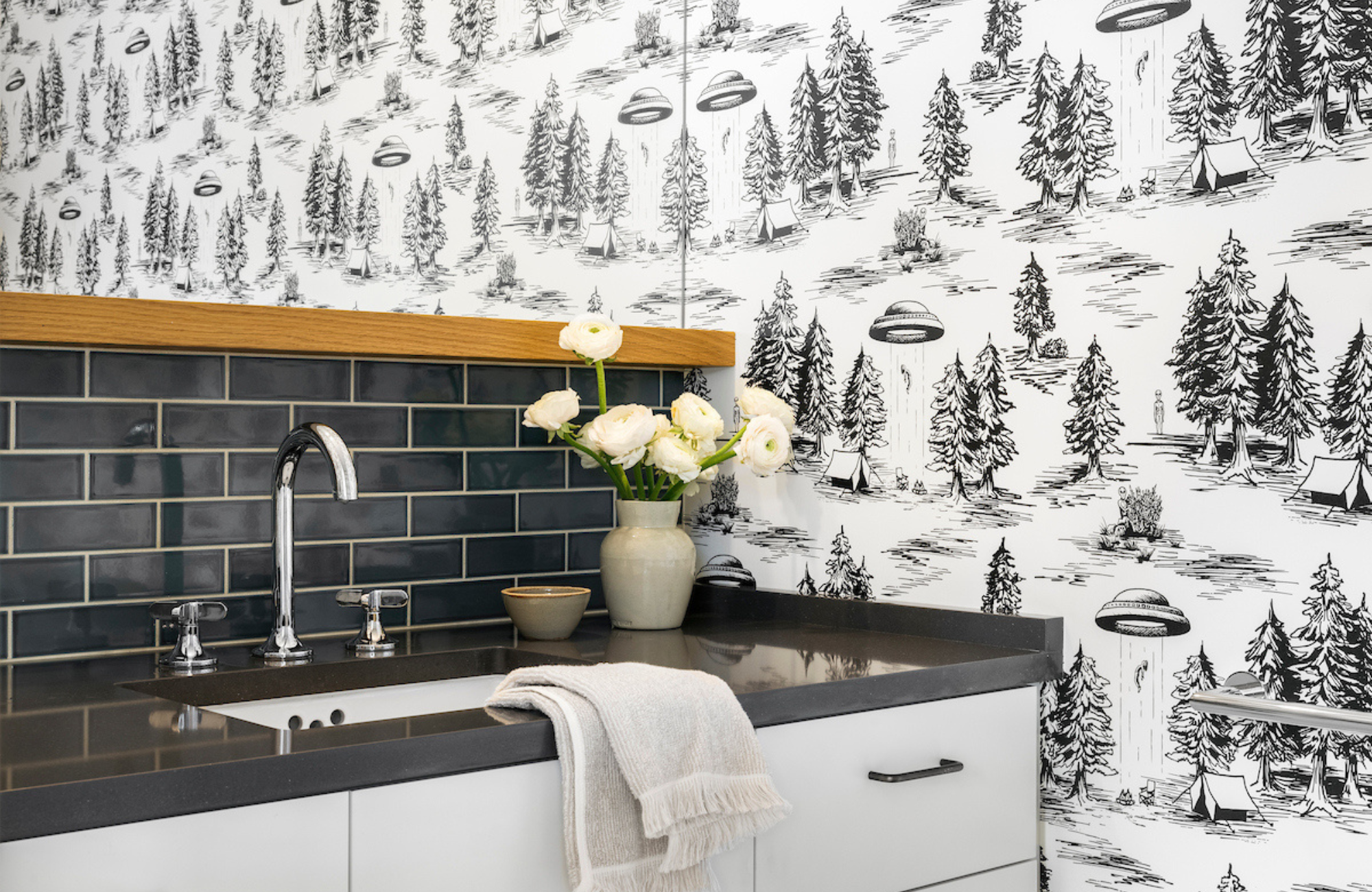 coddington-design-bay-area-ca-interior-designer-secrets-enjoying-every-room-unique-bathroom-wallpaper-black-and-white
