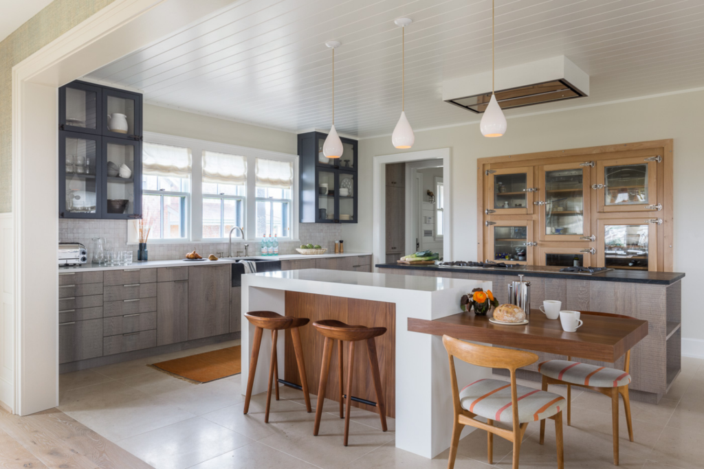 coddington-design-bay-area-vacation-home-design-beach-house-kitchen-with-double-islands