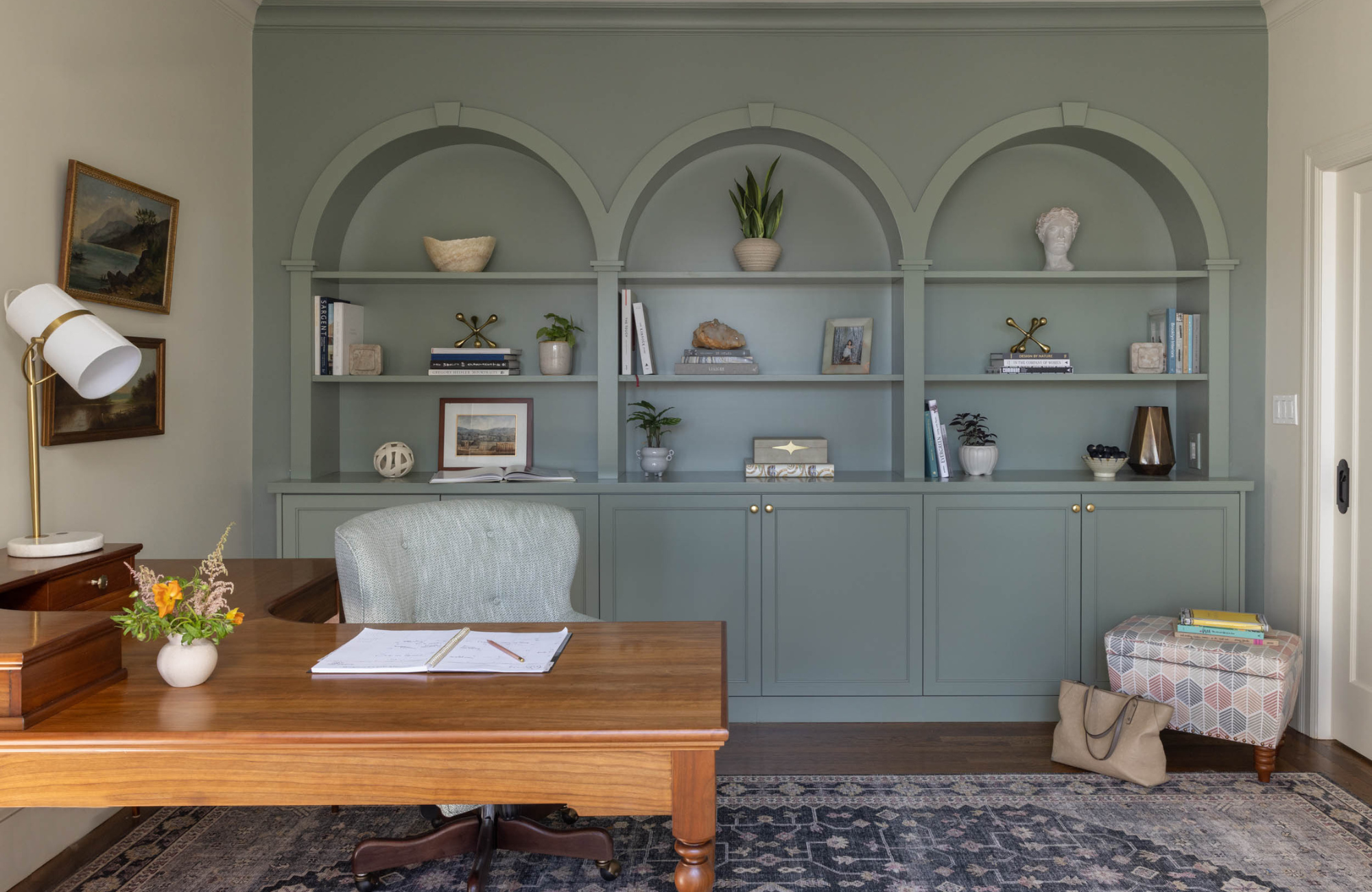coddington-design-marin-ca-built-in-bookcase-custom-millwork-transitional-office-clutter-free-home