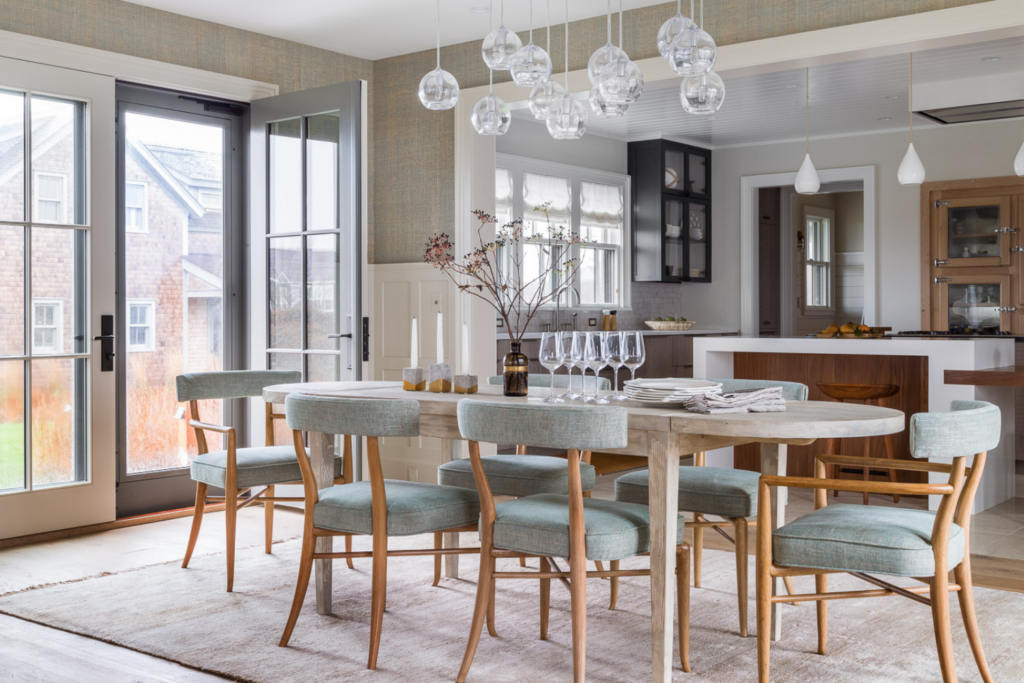 coddington-design-russian-hill-ca-indoor-outdoor-rugs-beach-house-luxury-rug-in-dining-room